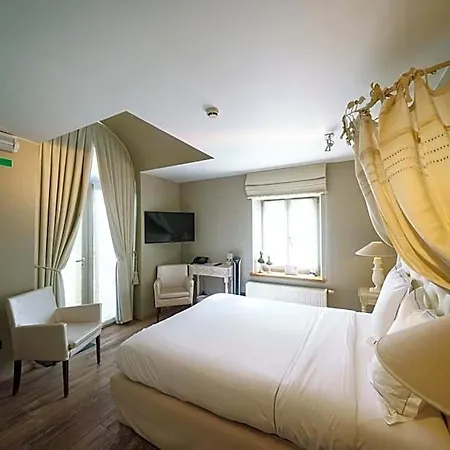 Saint-amour Otel 3*