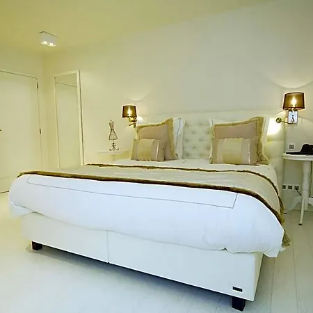 Saint-amour Otel
