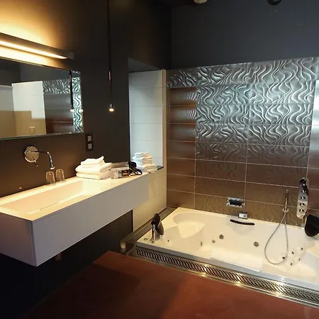 فندق Saint-amour 3*